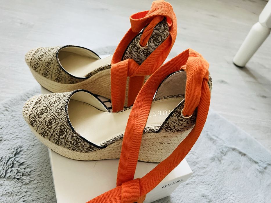 Guess sandale platforma