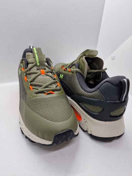 Under Armour HOVR Infinite Summit 2 nr. 42.5 fit 1/2 nr mai mic