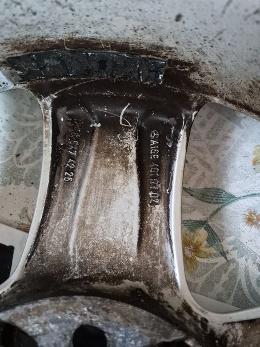 Гуми със джанти за продаване