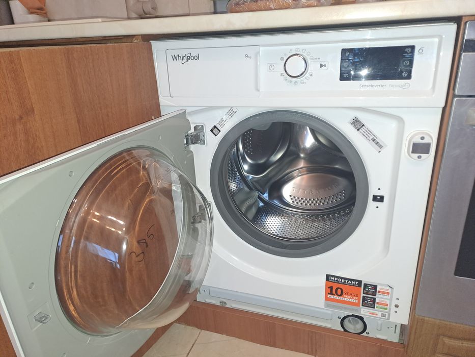 Пералня за вграждане Whirlpool