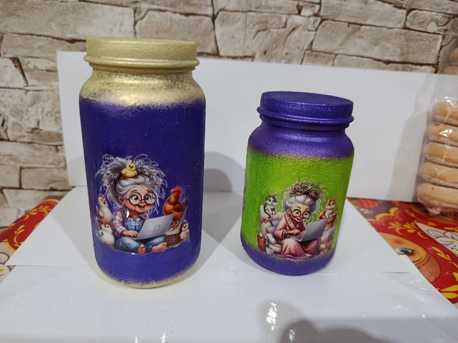 Borcanele decorative