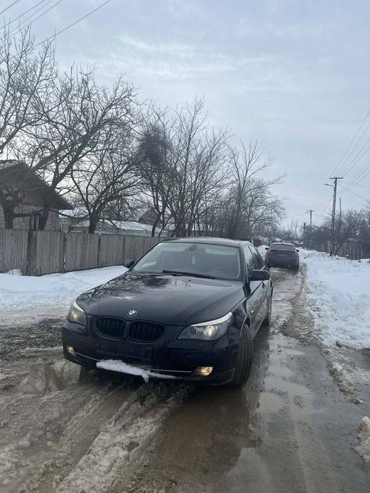 Vând sau dezmembrez