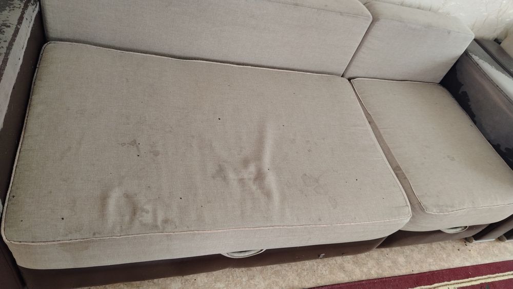 Диван бесплатно.