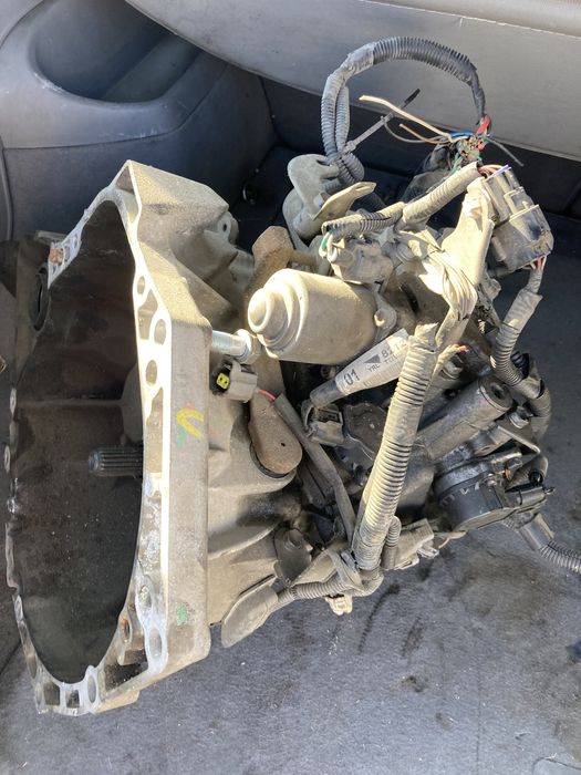 Двигател за Тойота Ярис,Айго 1000. Ситроен С1. Пежо 107