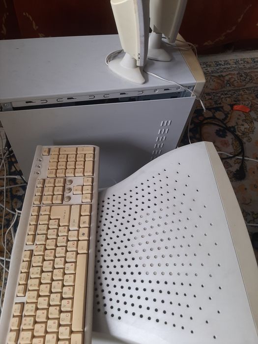 Компьютер с процессорам