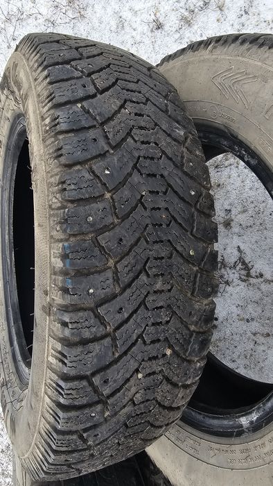 Продам резину 14-15