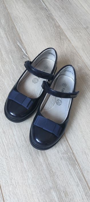 Продам туфли, 30 разм. Абсолютно.