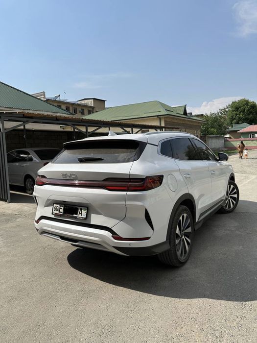 Автомобиль BYD Song plus Uzpride 110 gybrid