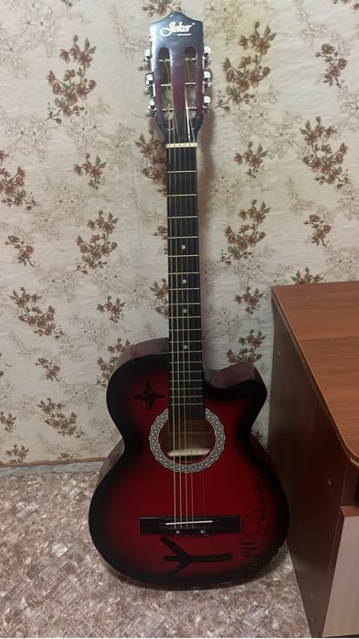 Класическая гитара,