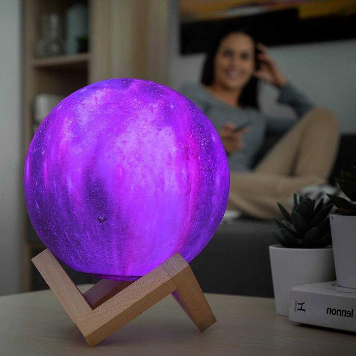 Lampa luna 3D reincarcabila USB 16 culori control tactil + telecomanda