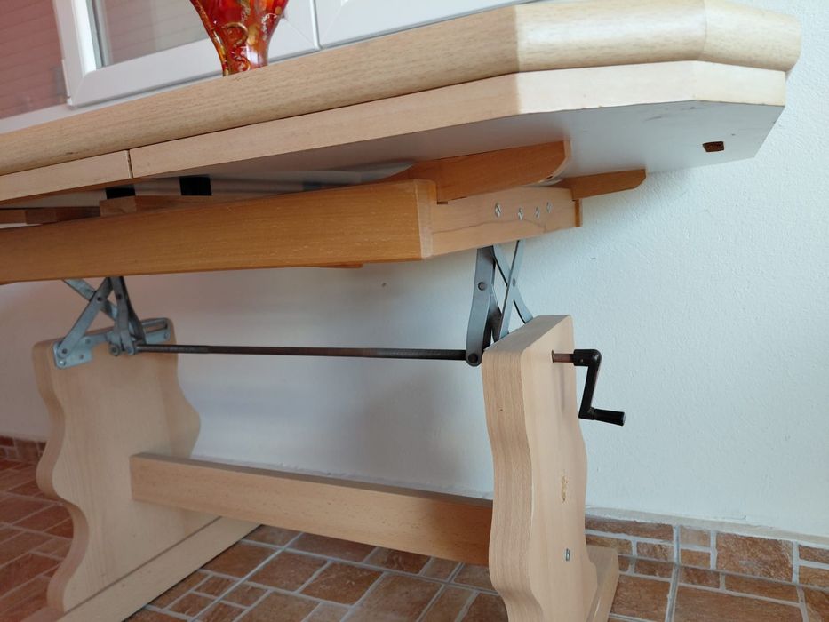 Vand masa extensibila + comoda TV