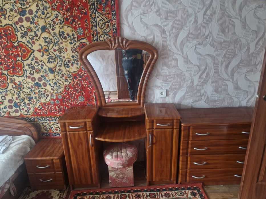 Спальный гарнитур ковры палас