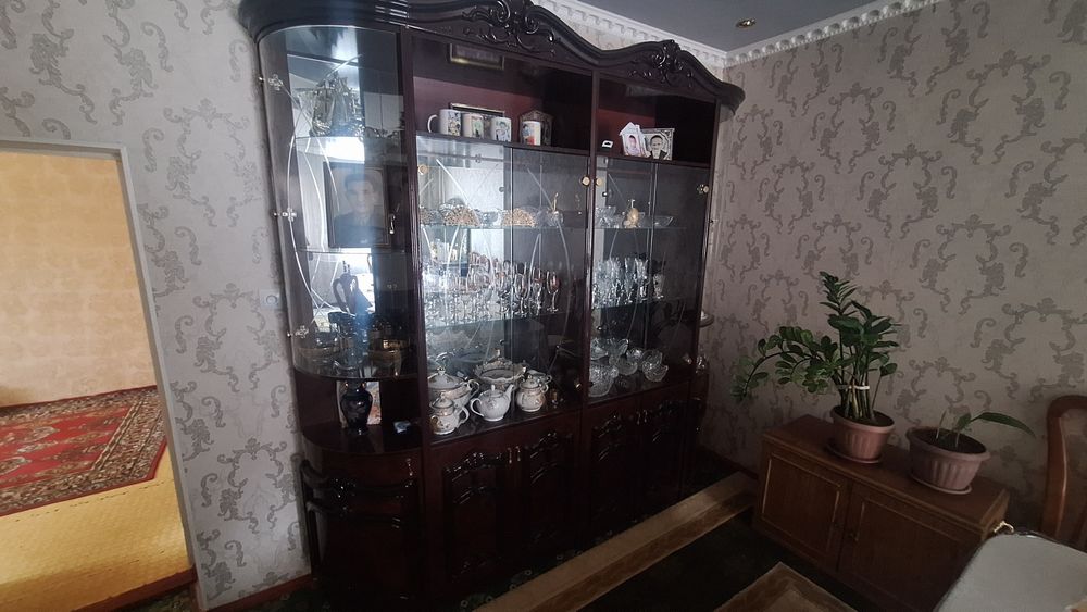 Продам стенка для гостинной