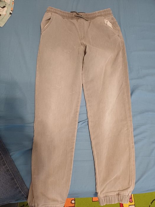 Blugi marimea 152
