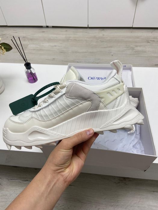 OFF-WHITE  Odsy1000 white