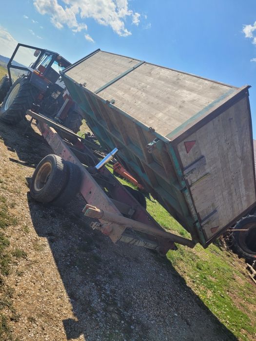 Remorca basculabila 3 părți