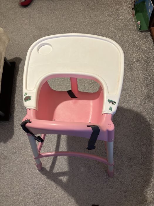 Scaun bebelusi roz simplu curat