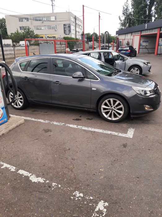 OPEL Astra 2010 — imagine 4