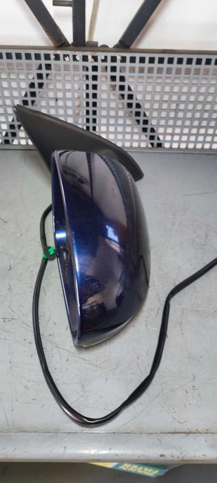Oglinda dreapta volkswagen vw passat B6 sedan cod culoare LD5Q