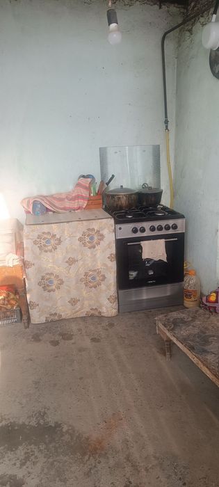 Ховли уй сотилади