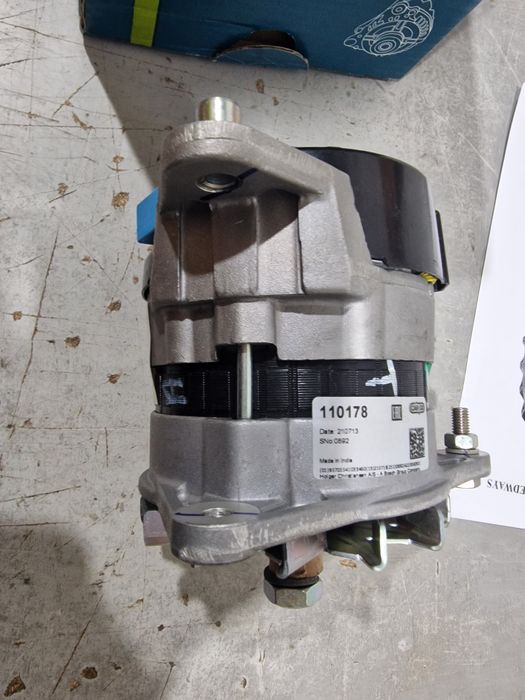 Alternator tractor Ford 4000. 12v original preț 650 lei tva inclus se