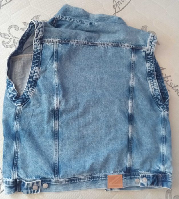 Нов Дамски Елек "Pepe Jeans" - L
