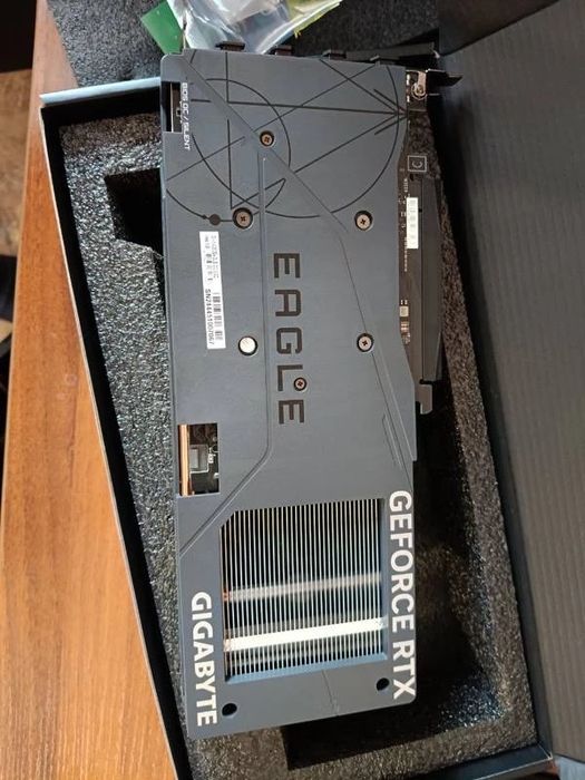 Видеокарта GIGABYTE GeForce RTX 4060 EAGLE OC