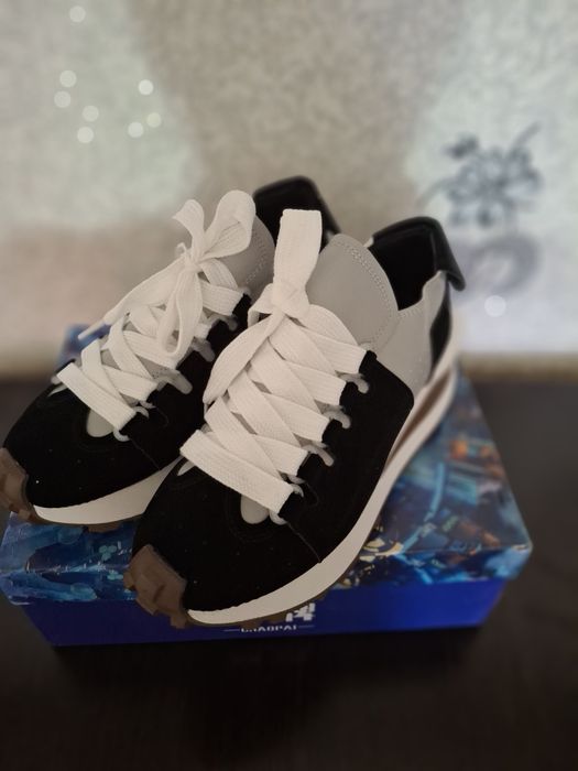 Продам классные кроссовки