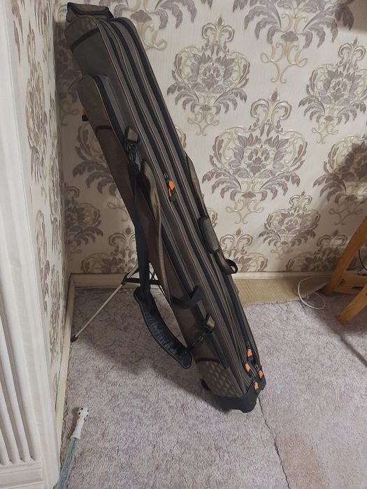 Продам сумку для удочек 145 см