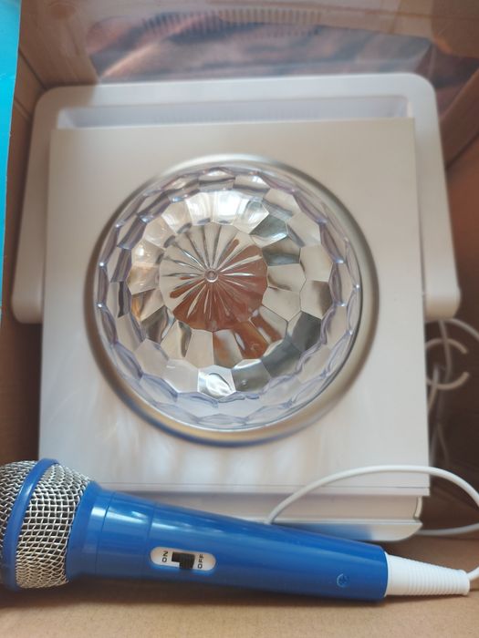 Sistem Karaoke Copii + Lumini Disco + Conectare la Telefon