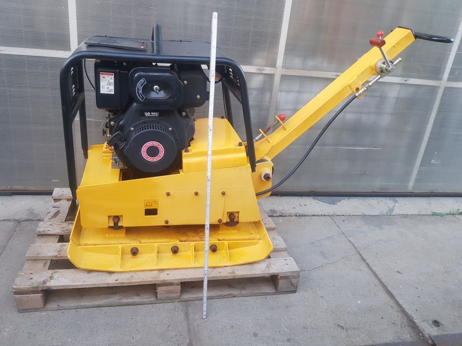 talpa compactoare vibratoare placa vibranta mai compactor diesel 200 k