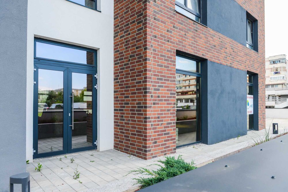 Spatiu comercial/medical + 30 locuri de parcare Cluj-Napoca