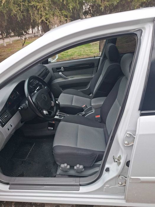 Zur avto. Узимни автотранспортим. Факат узим минганман.