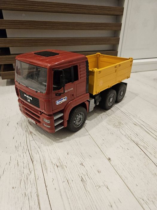 Bruder джип с ремарке, камион, пътна помощ