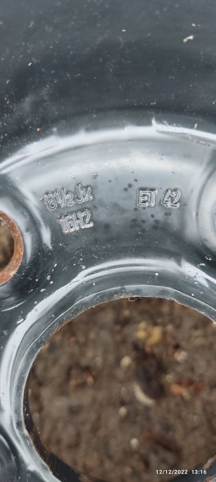 Janta tabla și cauciuc 205 55 R16