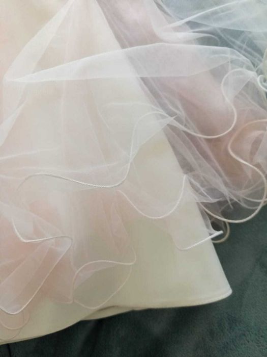 Платье нарядное бальное