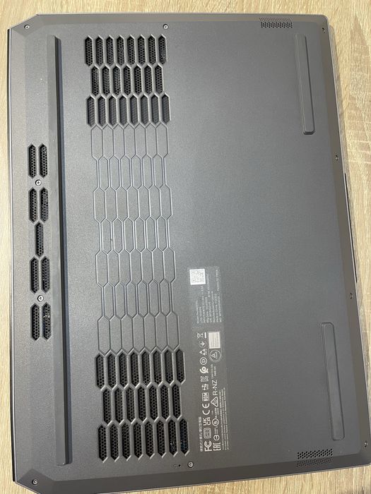 Продам ноутбук Lenovo LOQ