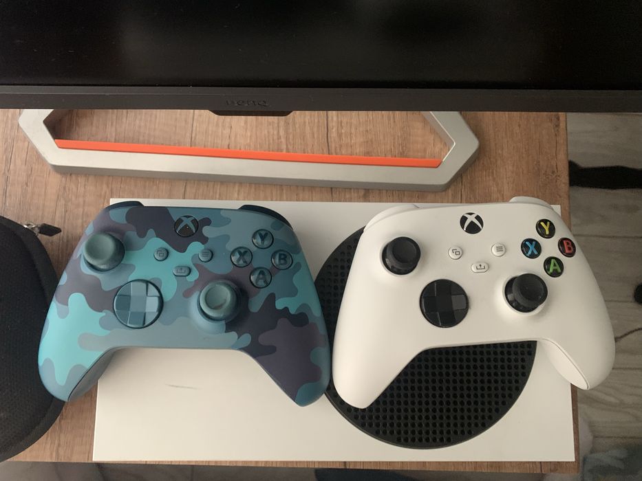 Xbox Series S 512GB + Monitor LED Gaming BenQ 165hz