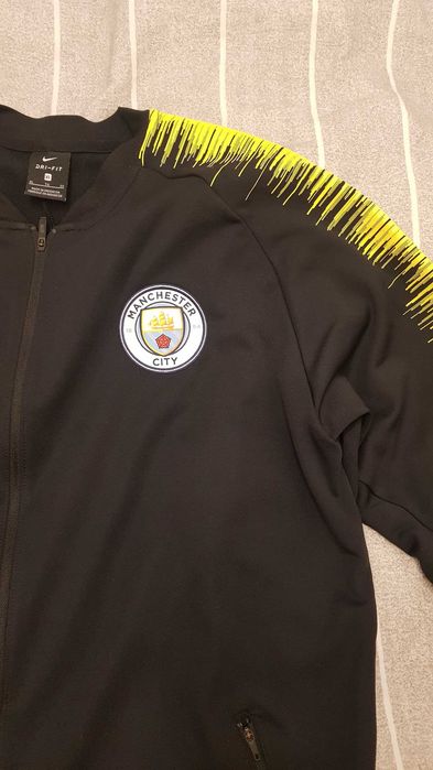 bluza Nike  emblema Manchester