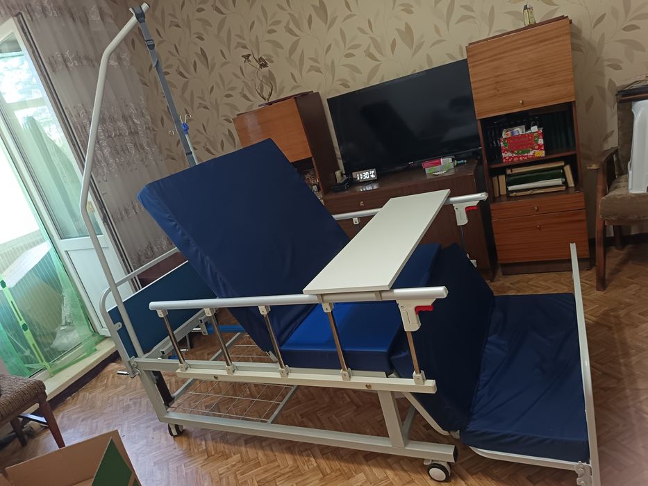 Кровать для лежачих больных