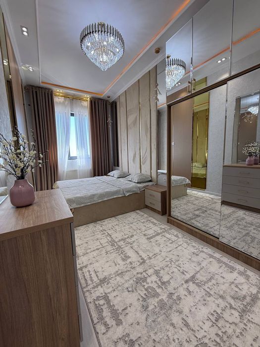 ПЕНТХАУС   5/8/8.  Яккасарой Ракат махалла Аския