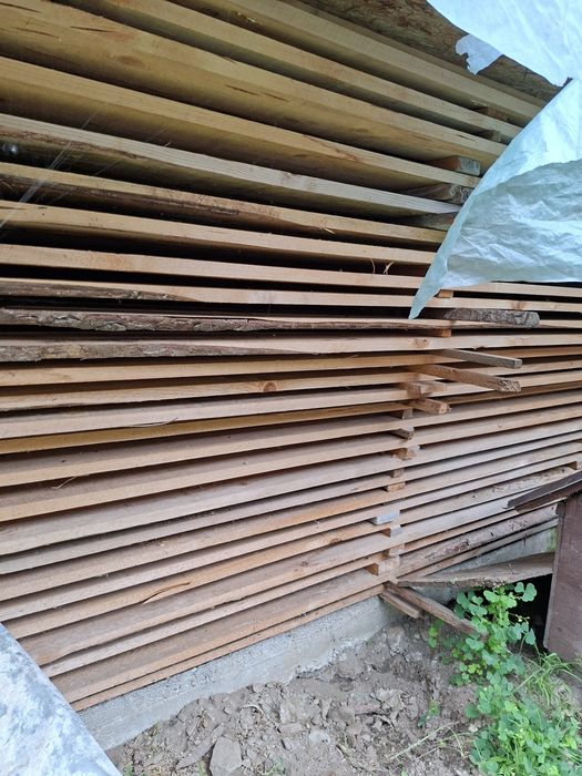 CHERESTEA  / Blana  / Scândură Brad USCATĂ * Câmpulung Muscel județ Argeș * circa 11 M Cubi * Asigur Transport pe raza  Câmpulung Muscel