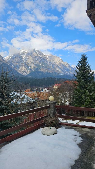 Casă de vânzare în Bușteni Poiana Țapului Zamora cu vedere la munte
