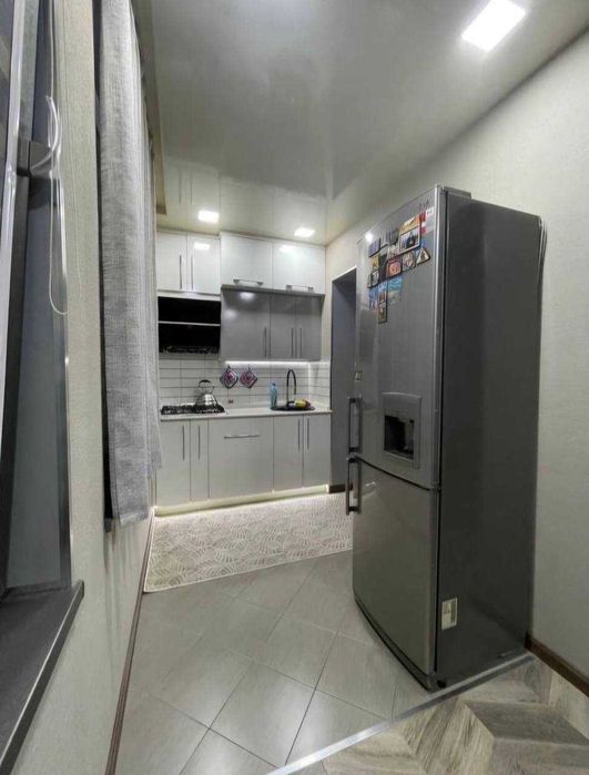 Сдам 2х комнатную на Дружбе Народов рядом с Метро