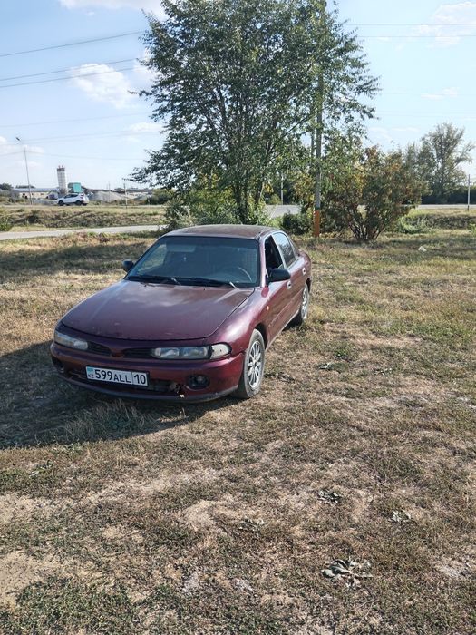 Продам Митсубиси Галант.