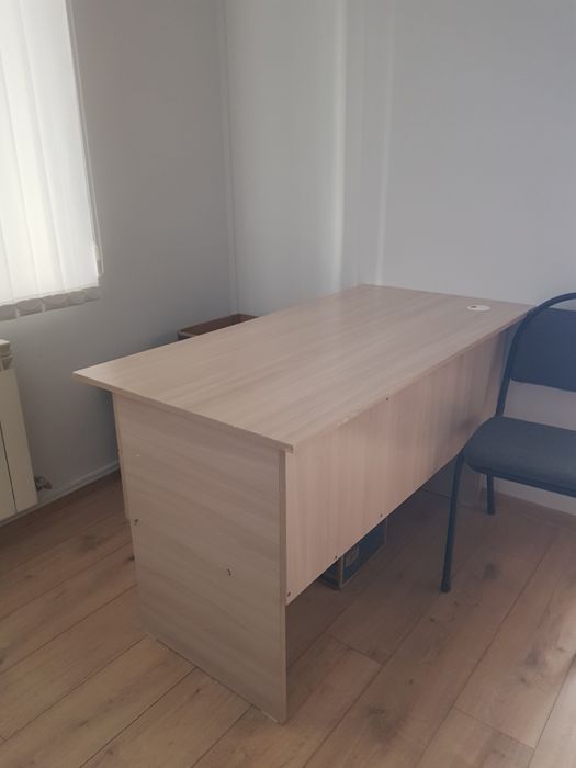 СРОЧНО Продаем офисные столы