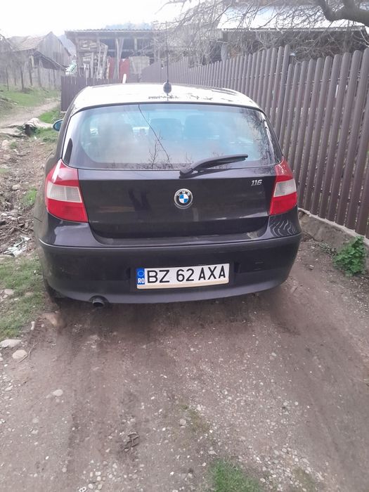 Schimb/Vând bmw seria 1