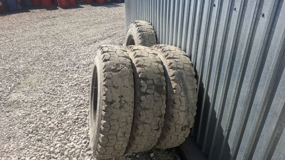Продам шины Кама 9.00 R20