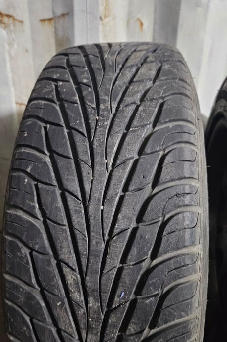 Продам летние шины с дисками