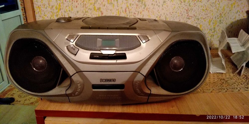 Продам телевизор LG и магнитофон Philips